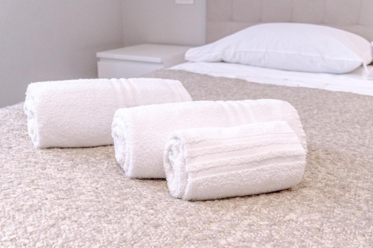 Turin Oasis Botanique Modern & Central Apartment Luaran gambar